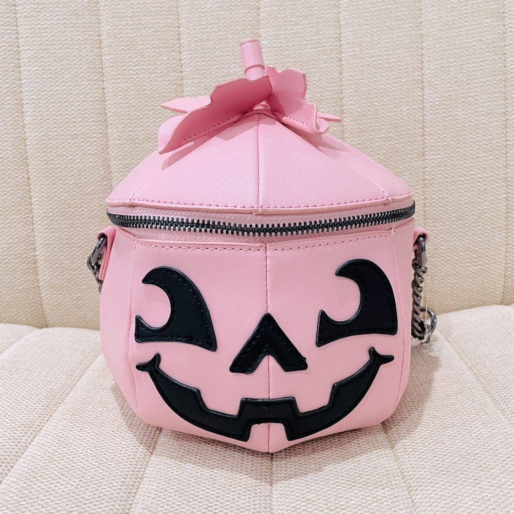 NEW Mad Engine Halloween Pink Pumpkin Jack O Lantern Bucket‎ Crossbody Bag